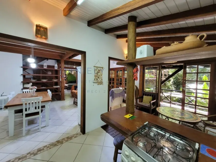 Foto 9 de Casa de Condomínio com 2 quartos à venda, 100m2 em Ilhabela - SP