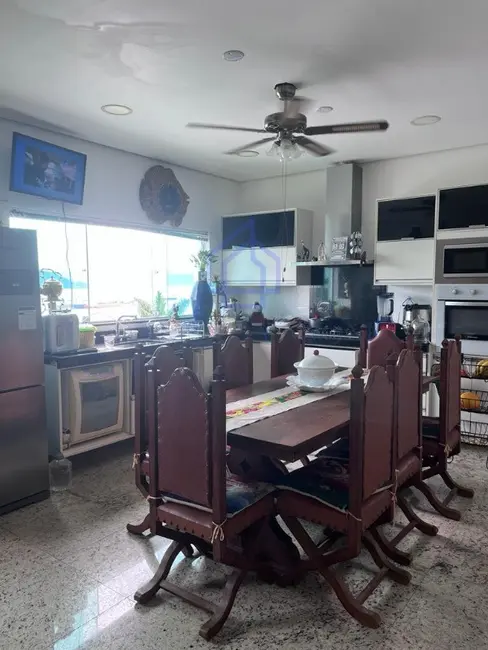 Foto 8 de Casa com 5 quartos à venda, 211m2 em Ilhabela - SP