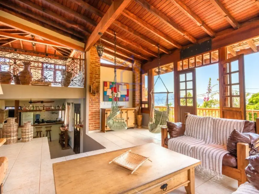 Foto 3 de Casa com 3 quartos à venda, 225m2 em Ilhabela - SP