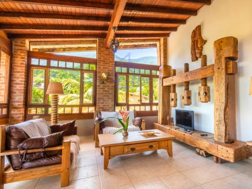 Foto 4 de Casa com 3 quartos à venda, 225m2 em Ilhabela - SP