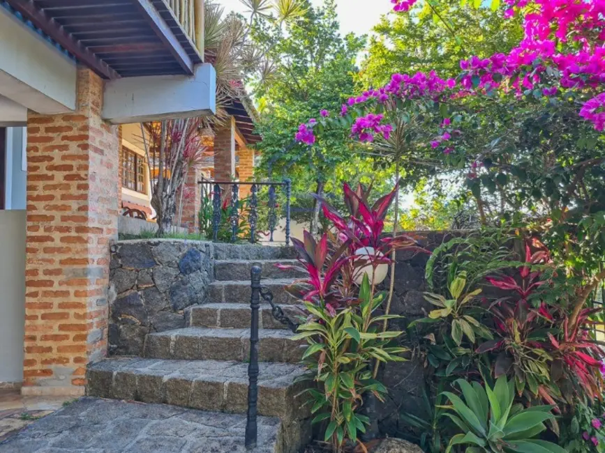 Foto 2 de Casa com 3 quartos à venda, 225m2 em Ilhabela - SP