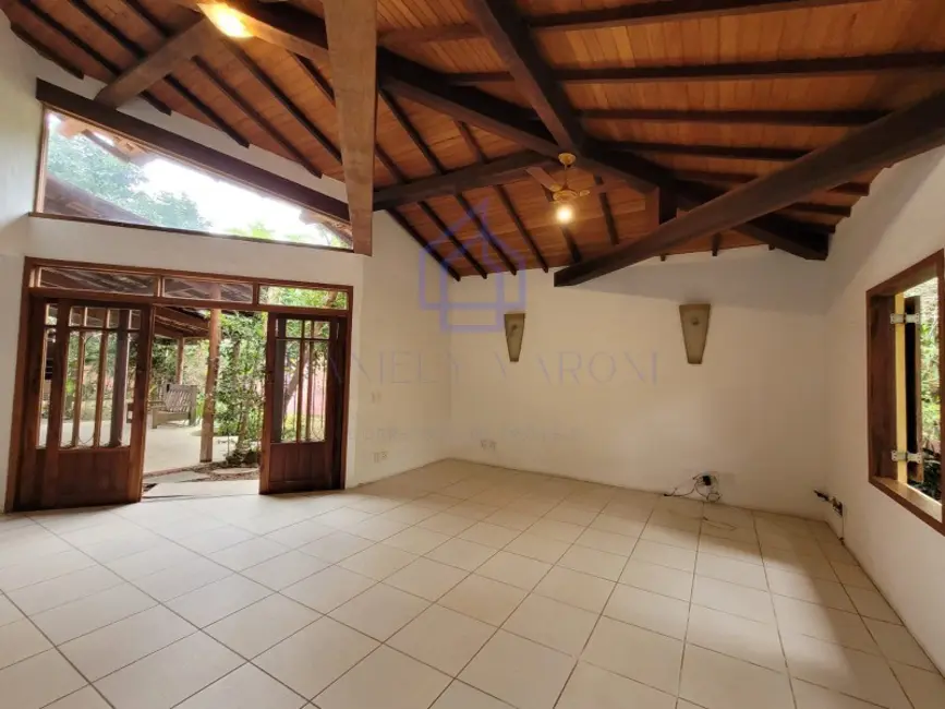 Foto 8 de Casa com 4 quartos à venda, 245m2 em Ilhabela - SP