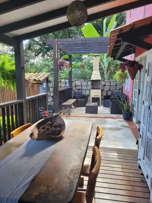 Foto 2 de Casa de Condomínio com 2 quartos à venda, 92m2 em Ilhabela - SP