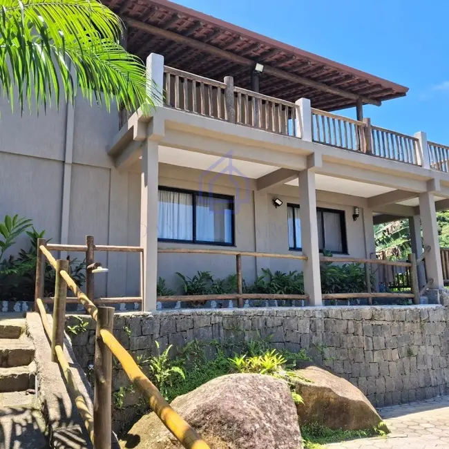 Foto 1 de Casa com 4 quartos à venda, 200m2 em Ilhabela - SP