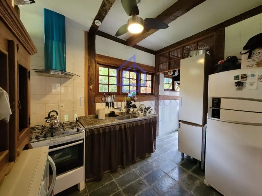 Foto 9 de Casa de Condomínio com 3 quartos à venda, 138m2 em Ilhabela - SP