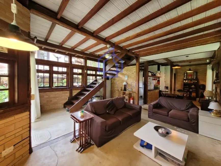 Foto 5 de Casa de Condomínio com 3 quartos à venda, 138m2 em Ilhabela - SP