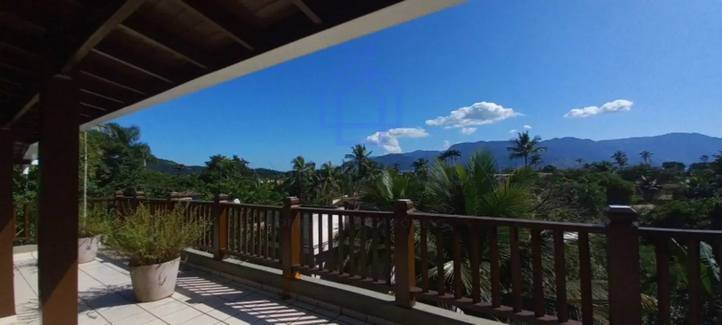 Foto 3 de Casa com 4 quartos à venda, 192m2 em Ilhabela - SP