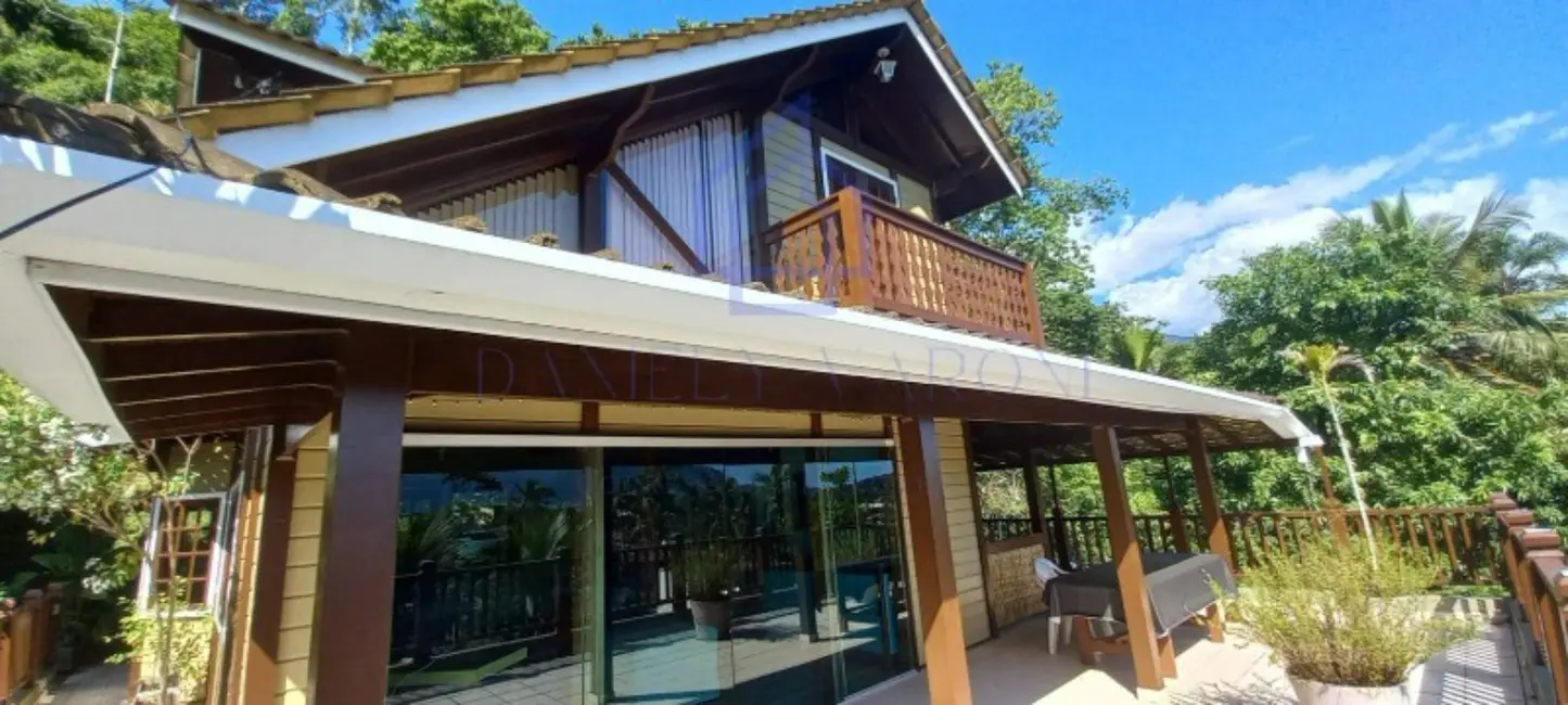 Foto 1 de Casa com 4 quartos à venda, 192m2 em Ilhabela - SP