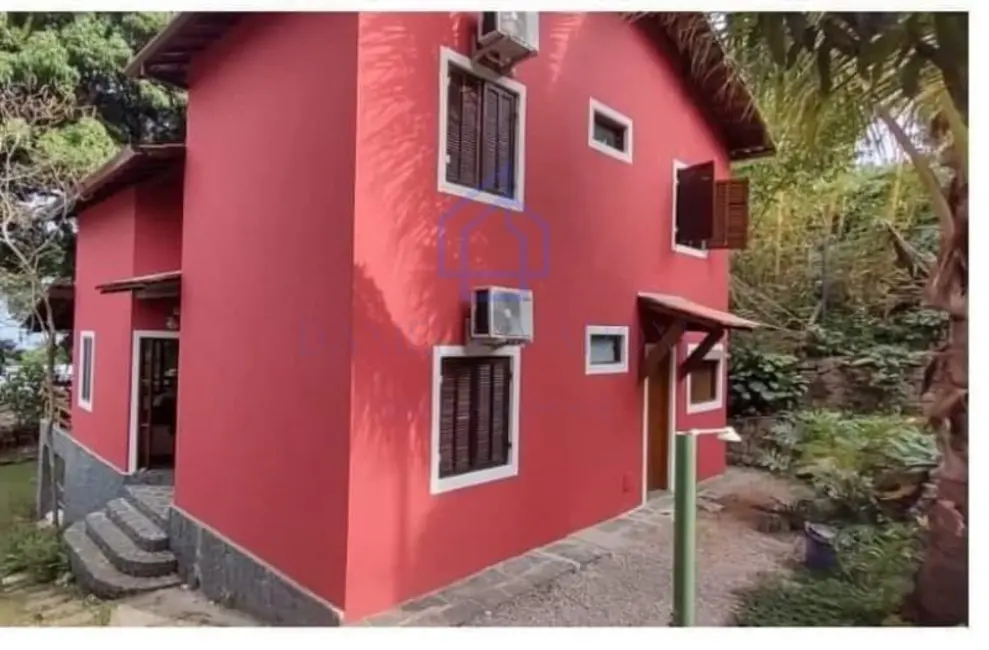 Foto 3 de Casa com 6 quartos para alugar, 240m2 em Ilhabela - SP