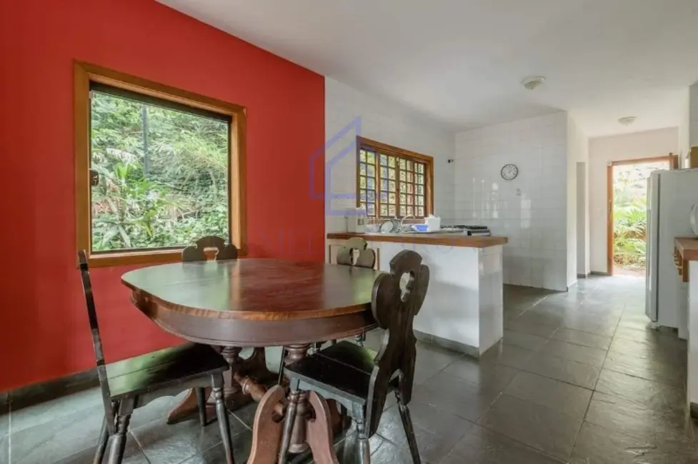 Foto 7 de Casa com 6 quartos para alugar, 240m2 em Ilhabela - SP