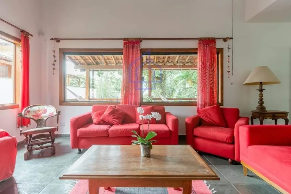 Foto 5 de Casa com 6 quartos para alugar, 240m2 em Ilhabela - SP