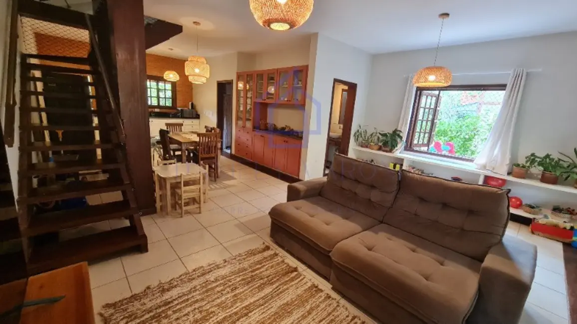 Foto 2 de Casa de Condomínio com 3 quartos à venda, 158m2 em Ilhabela - SP