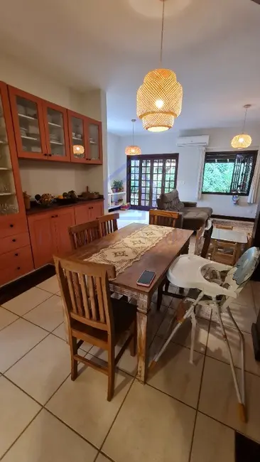 Foto 8 de Casa de Condomínio com 3 quartos à venda, 158m2 em Ilhabela - SP