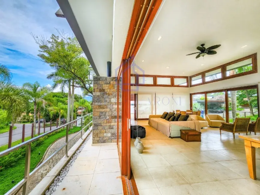 Foto 8 de Casa de Condomínio com 4 quartos à venda, 805m2 em Ilhabela - SP