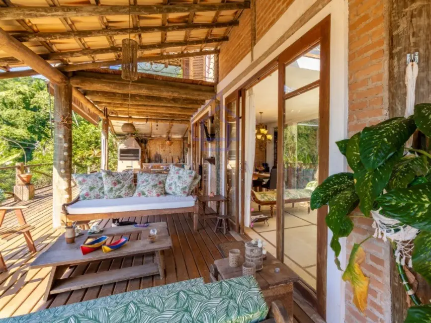 Foto 9 de Casa com 3 quartos à venda, 400m2 em Ilhabela - SP