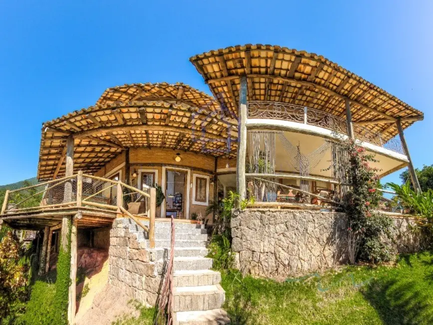 Foto 1 de Casa com 3 quartos à venda, 400m2 em Ilhabela - SP
