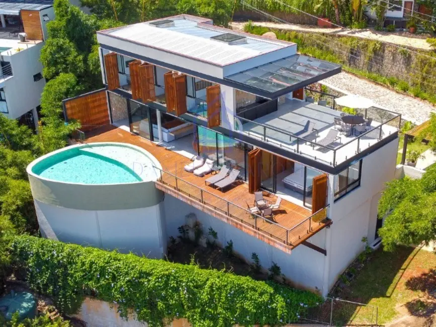 Foto 2 de Casa de Condomínio com 4 quartos à venda, 399m2 em Ilhabela - SP