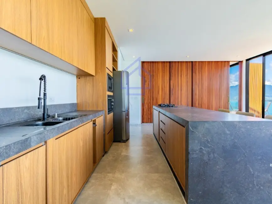 Foto 9 de Casa de Condomínio com 4 quartos à venda, 399m2 em Ilhabela - SP