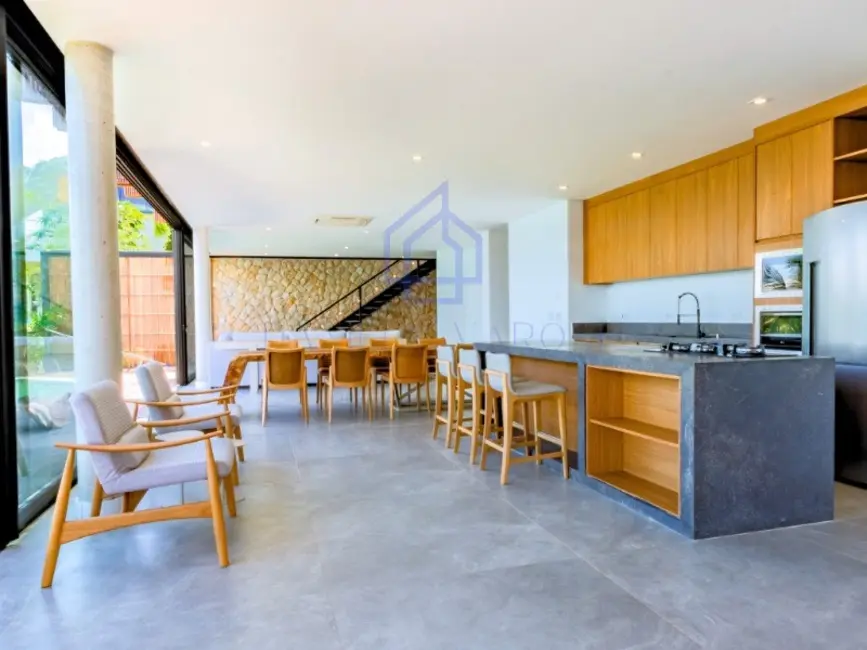 Foto 7 de Casa de Condomínio com 4 quartos à venda, 399m2 em Ilhabela - SP