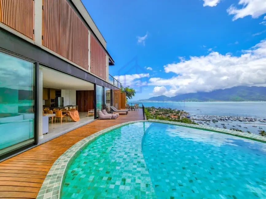 Foto 1 de Casa de Condomínio com 4 quartos à venda, 399m2 em Ilhabela - SP