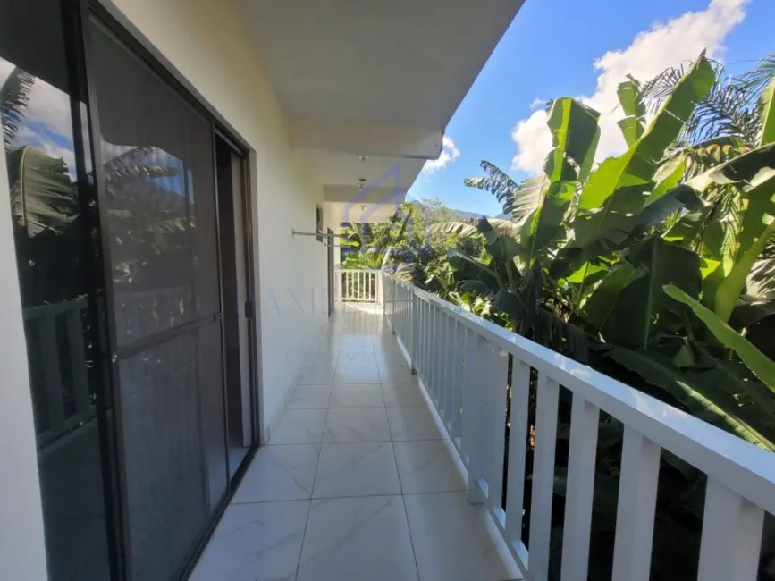 Foto 1 de Casa com 2 quartos para alugar, 85m2 em Barra Velha, Ilhabela - SP