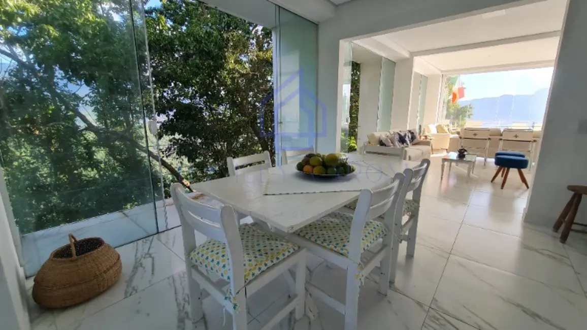 Foto 8 de Casa com 4 quartos à venda, 200m2 em Ilhabela - SP