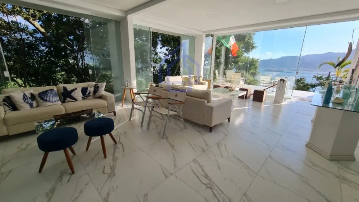 Foto 4 de Casa com 4 quartos à venda, 200m2 em Ilhabela - SP