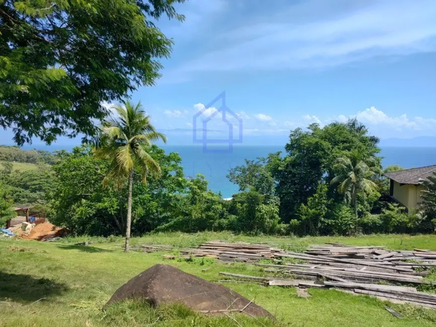 Foto 1 de Terreno / Lote à venda, 2296m2 em Ilhabela - SP