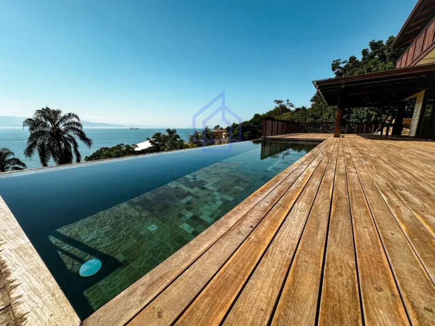 Foto 5 de Casa de Condomínio com 5 quartos à venda, 500m2 em Ilhabela - SP