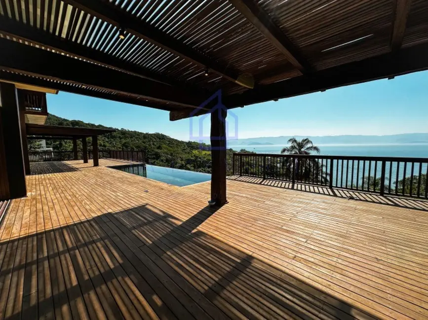 Foto 7 de Casa de Condomínio com 5 quartos à venda, 500m2 em Ilhabela - SP