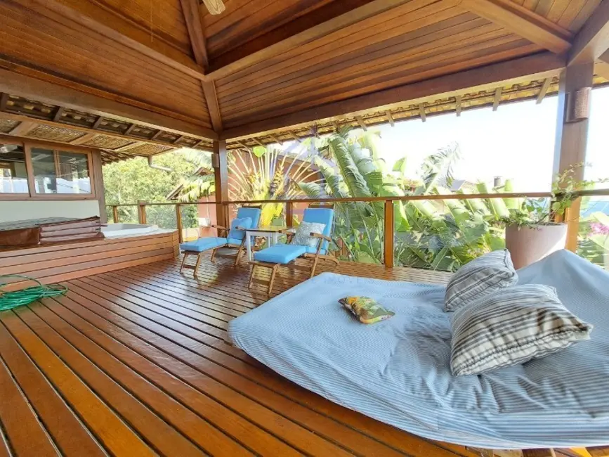 Foto 6 de Casa de Condomínio com 3 quartos à venda, 250m2 em Ilhabela - SP