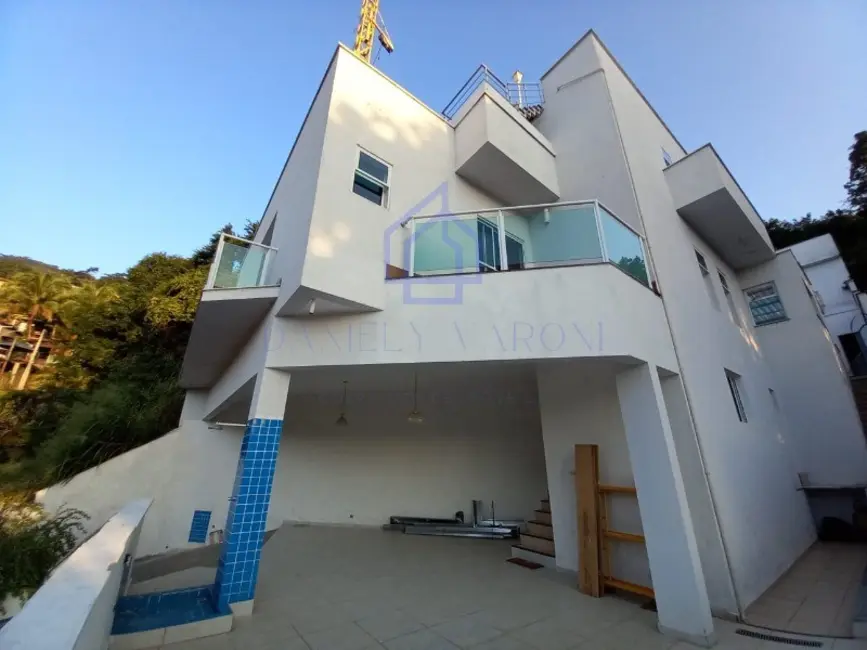 Foto 3 de Casa com 4 quartos à venda, 203m2 em Ilhabela - SP