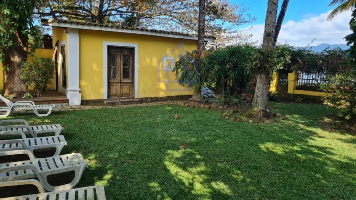 Foto 3 de Casa com 6 quartos à venda, 460m2 em Ilhabela - SP