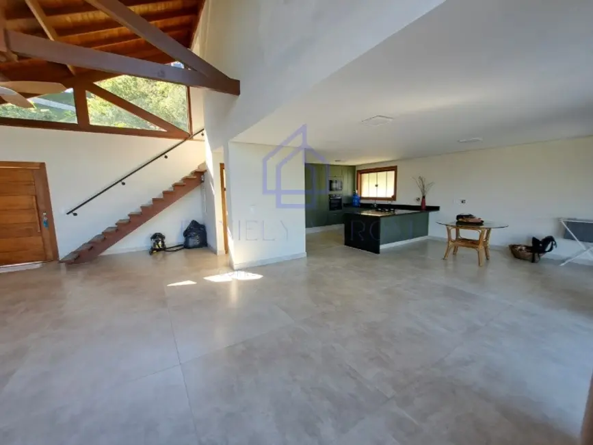 Foto 9 de Casa com 6 quartos à venda, 535m2 em Ilhabela - SP