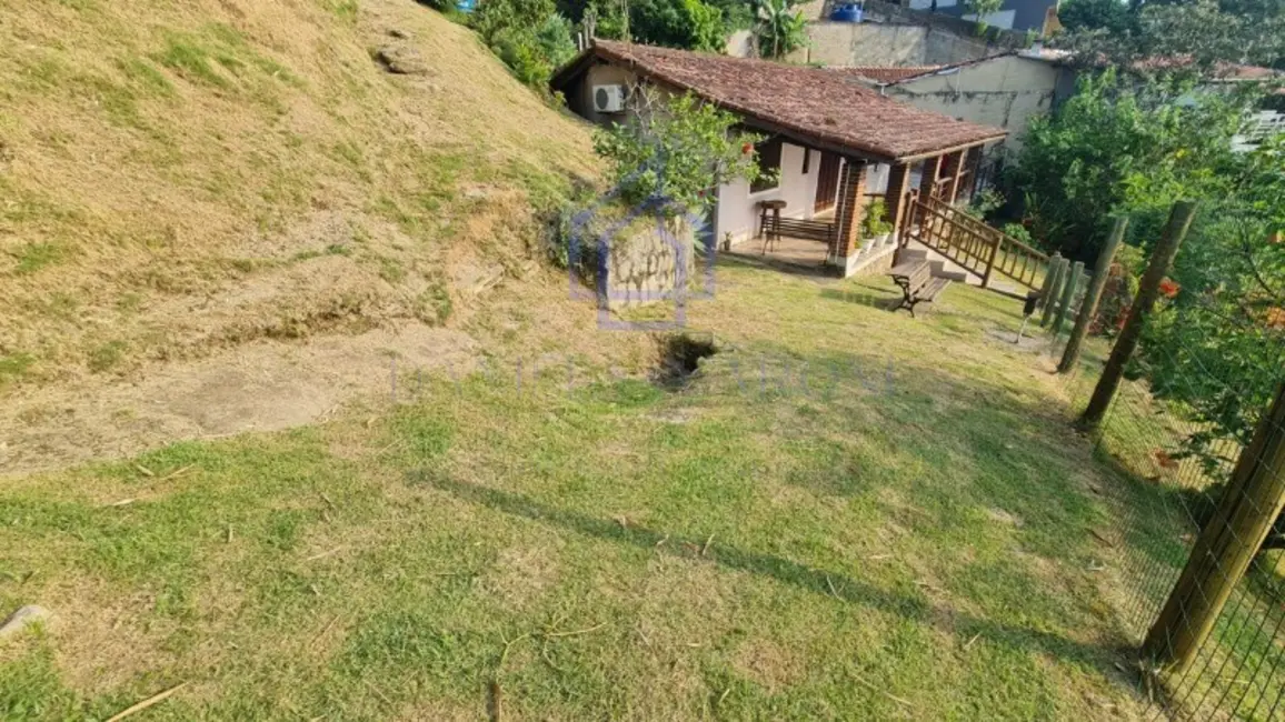 Foto 4 de Casa com 2 quartos à venda, 150m2 em Ilhabela - SP