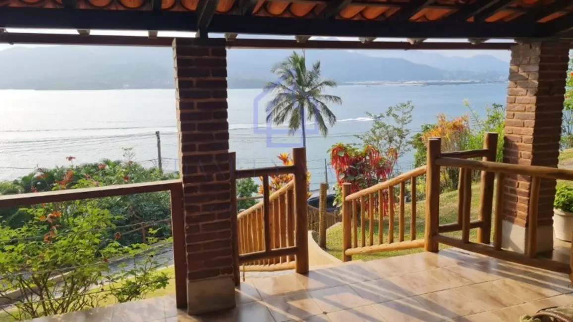 Foto 8 de Casa com 2 quartos à venda, 150m2 em Ilhabela - SP