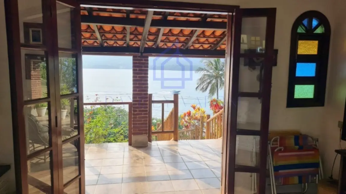 Foto 9 de Casa com 2 quartos à venda, 150m2 em Ilhabela - SP