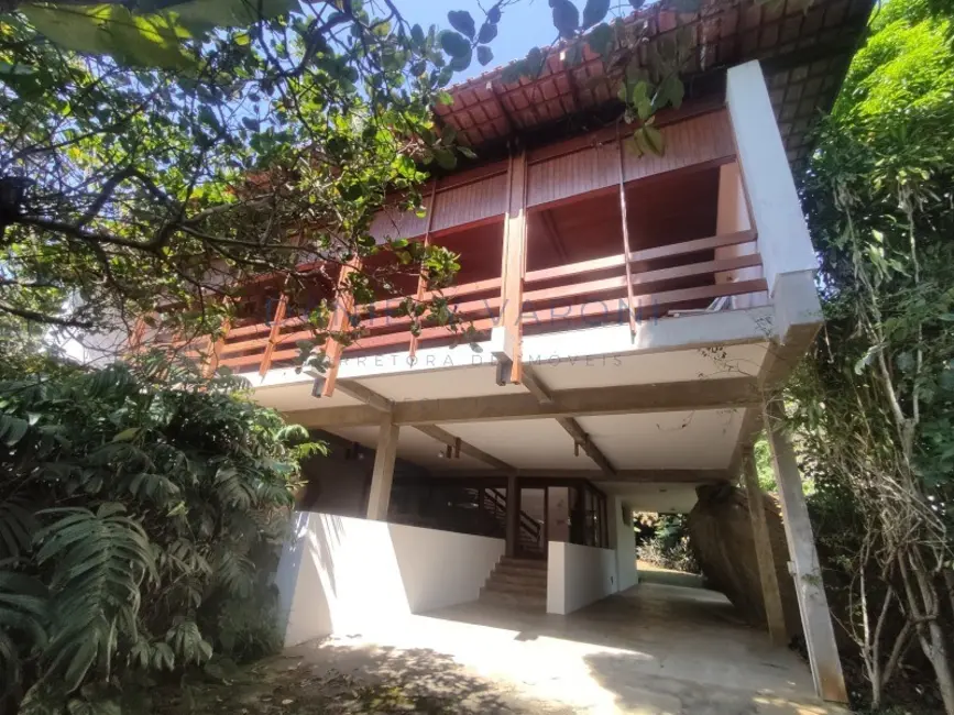 Foto 2 de Casa com 7 quartos à venda, 630m2 em Ilhabela - SP
