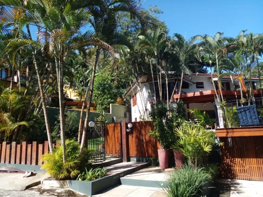 Foto 3 de Casa de Condomínio com 4 quartos à venda, 800m2 em Ilhabela - SP