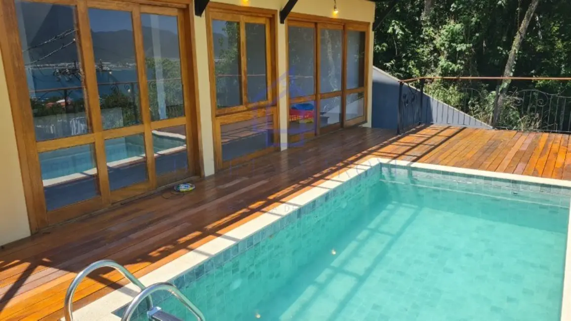 Foto 4 de Casa com 4 quartos à venda e para alugar, 183m2 em Ilhabela - SP