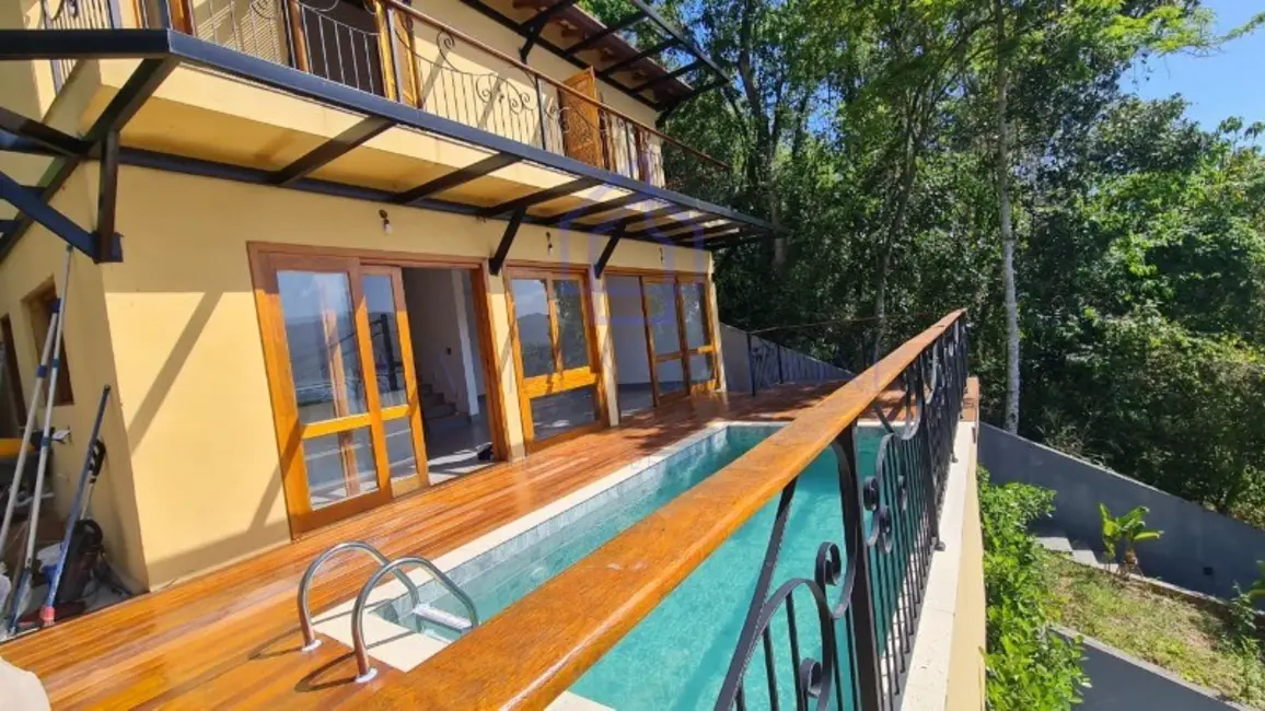 Foto 2 de Casa com 4 quartos à venda e para alugar, 183m2 em Ilhabela - SP