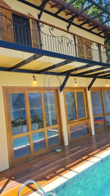 Foto 3 de Casa com 4 quartos à venda e para alugar, 183m2 em Ilhabela - SP