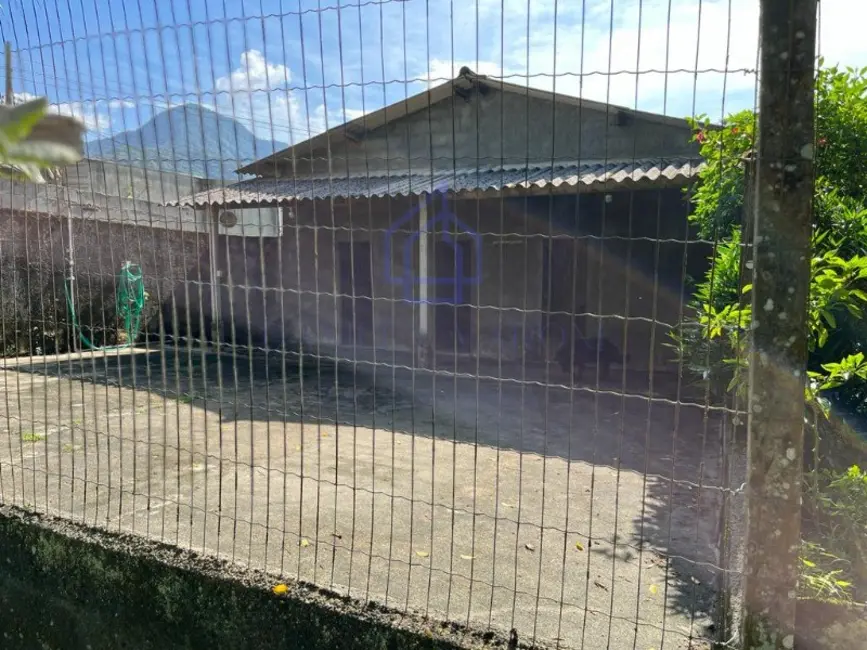 Foto 9 de Casa com 2 quartos à venda, 78m2 em Ubatuba - SP