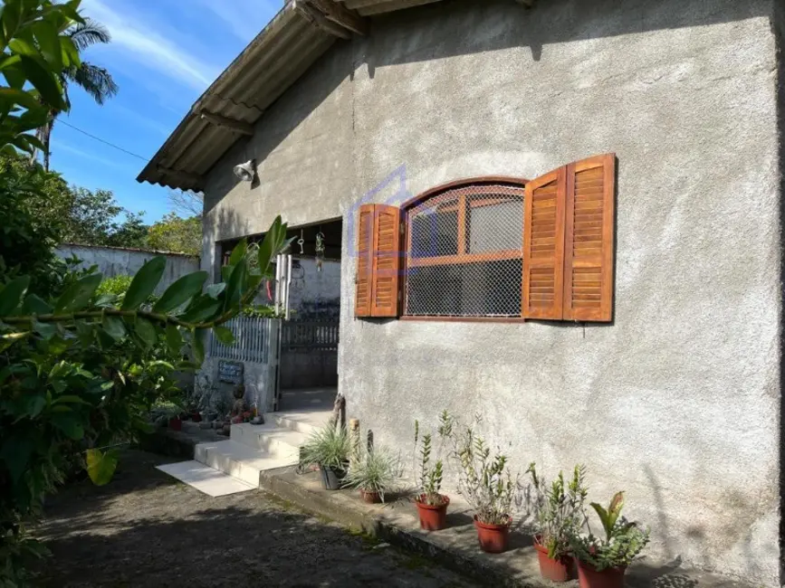 Foto 1 de Casa com 2 quartos à venda, 78m2 em Ubatuba - SP