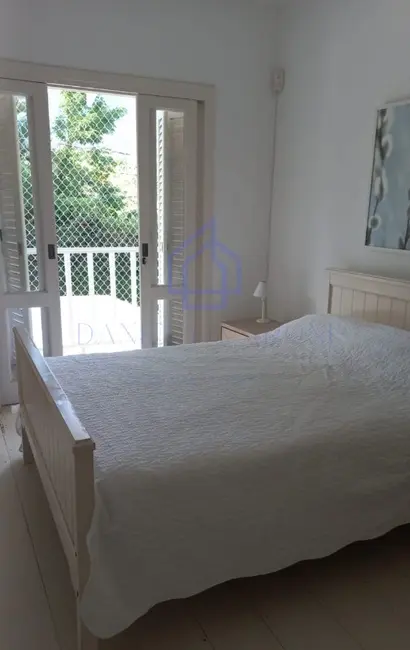 Foto 5 de Casa de Condomínio com 4 quartos à venda, 230m2 em Ilhabela - SP