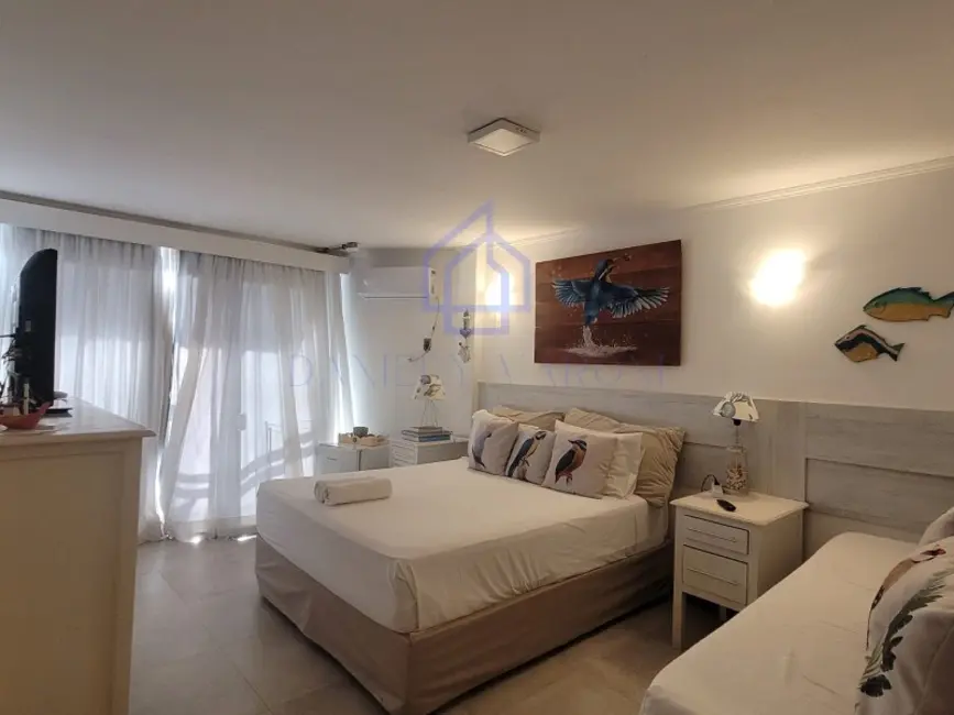 Foto 4 de Apartamento com 1 quarto à venda, 33m2 em Ilhabela - SP