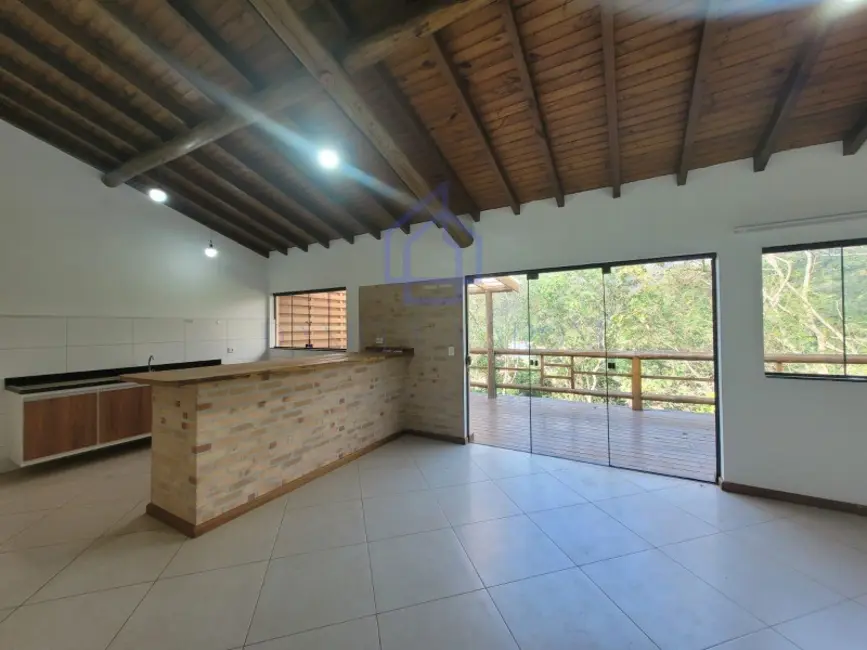 Foto 1 de Casa de Condomínio com 2 quartos à venda e para alugar, 107m2 em Barra Velha, Ilhabela - SP