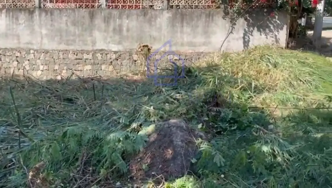 Foto 3 de Terreno / Lote à venda, 302m2 em Ilhabela - SP