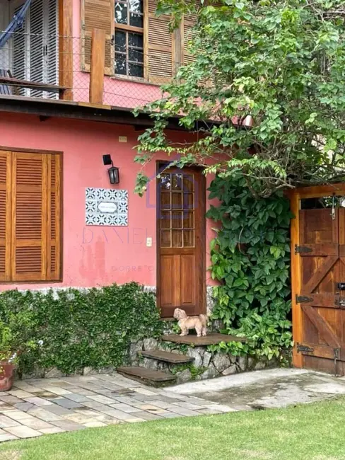 Foto 2 de Casa com 4 quartos à venda, 100m2 em Ilhabela - SP