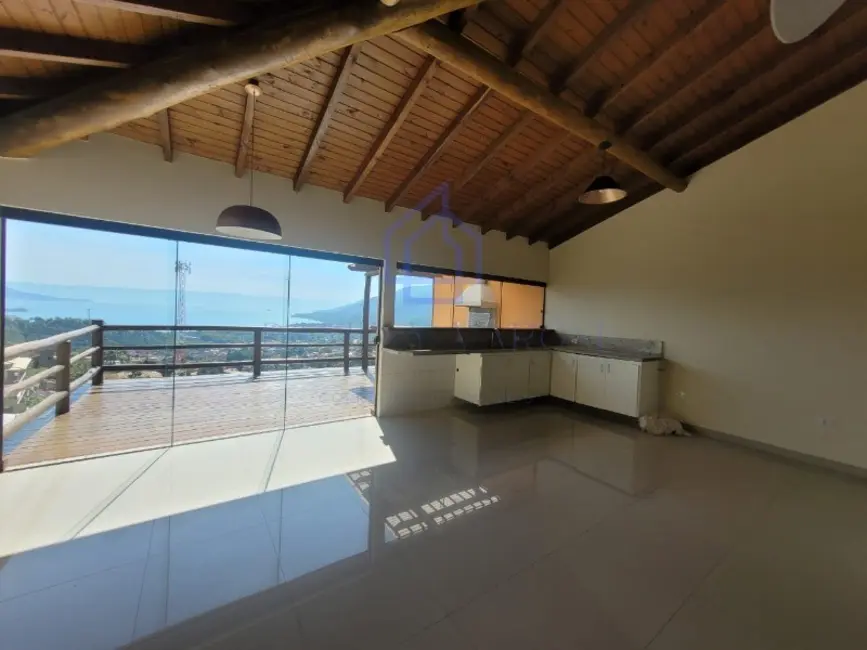 Foto 3 de Casa de Condomínio com 3 quartos à venda e para alugar, 170m2 em Barra Velha, Ilhabela - SP